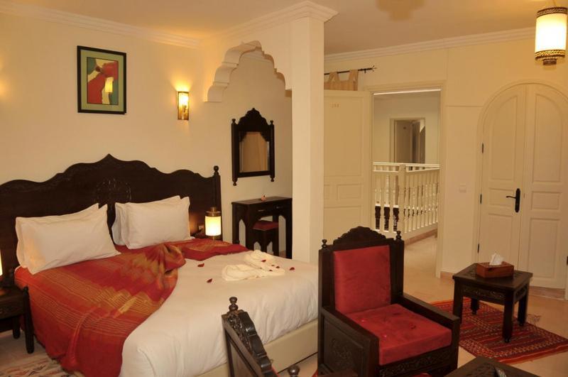 Hotel Riad Ben Atar Эс-Сувейра Экстерьер фото
