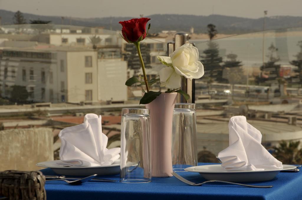Hotel Riad Ben Atar Эс-Сувейра Экстерьер фото