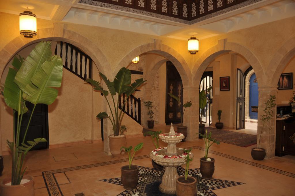 Hotel Riad Ben Atar Эс-Сувейра Экстерьер фото