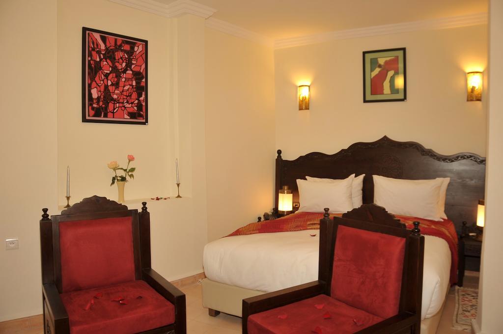 Hotel Riad Ben Atar Эс-Сувейра Экстерьер фото