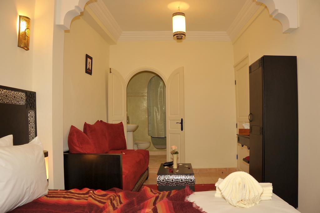 Hotel Riad Ben Atar Эс-Сувейра Номер фото