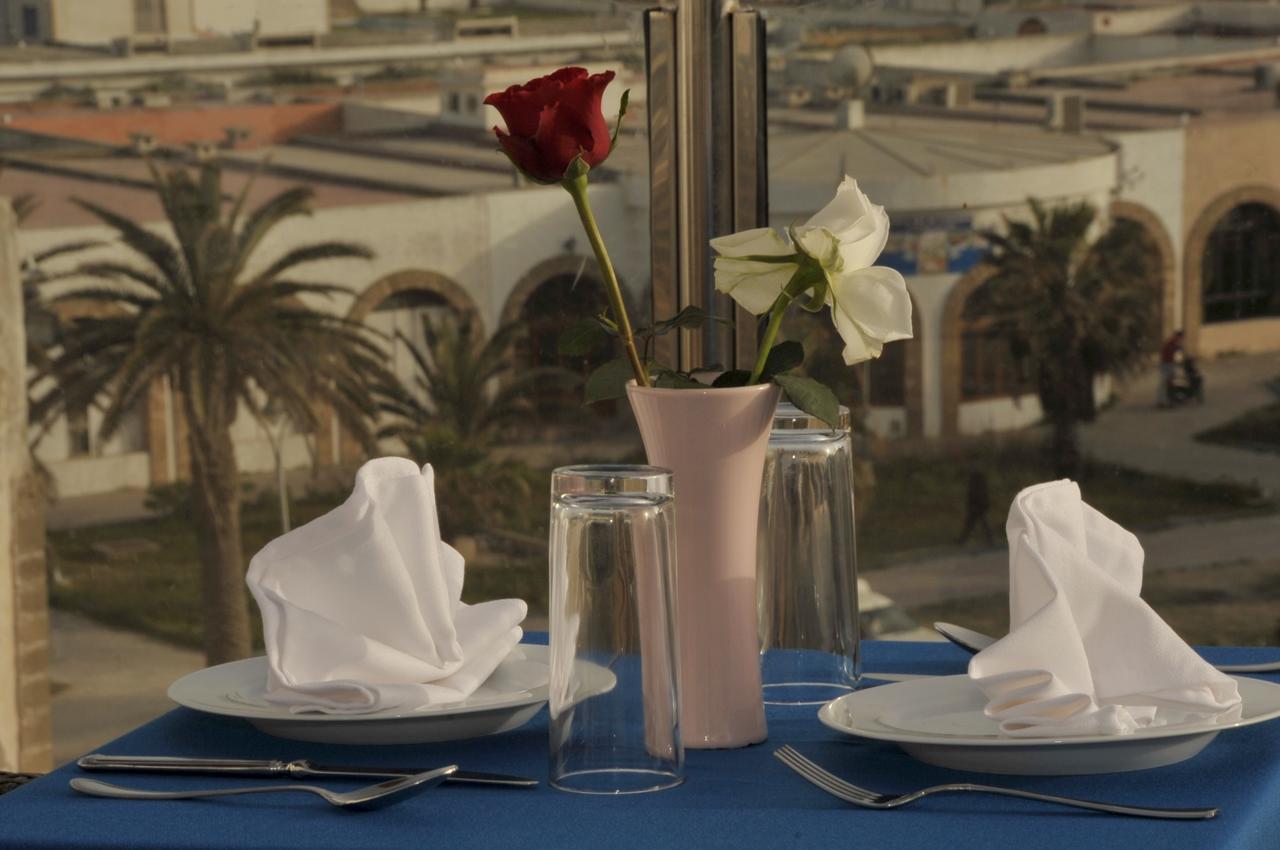 Hotel Riad Ben Atar Эс-Сувейра Экстерьер фото